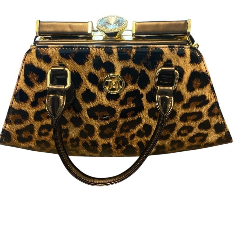 Lamsed Leopard Print patent leather Handbag with prominent Rhinestone Clasp